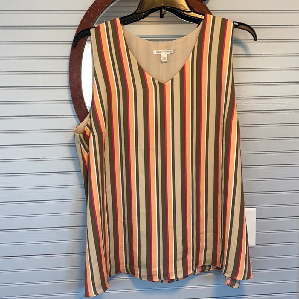 Women’s blouse size 22/24W